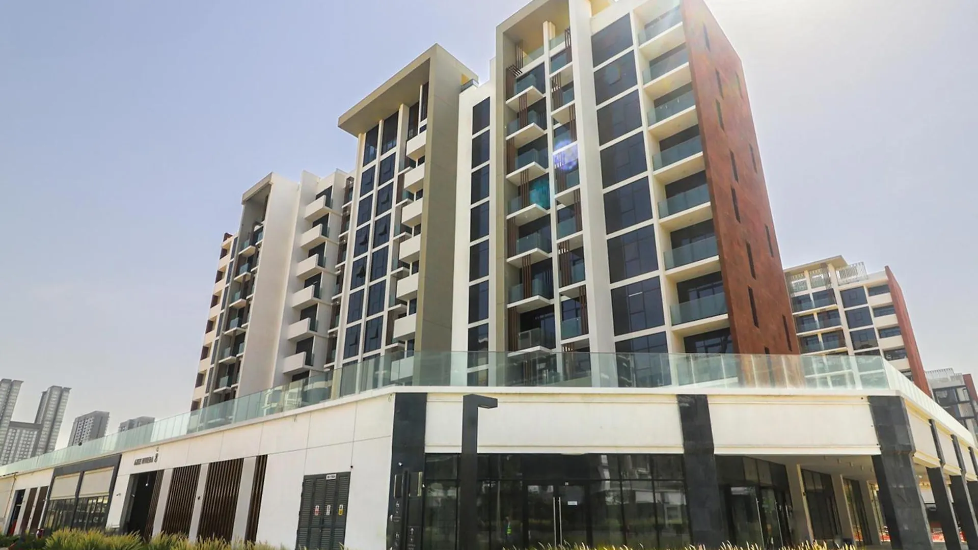Escape24 Stylish Studio Azizi Riviera 8 Meydan One Dubai