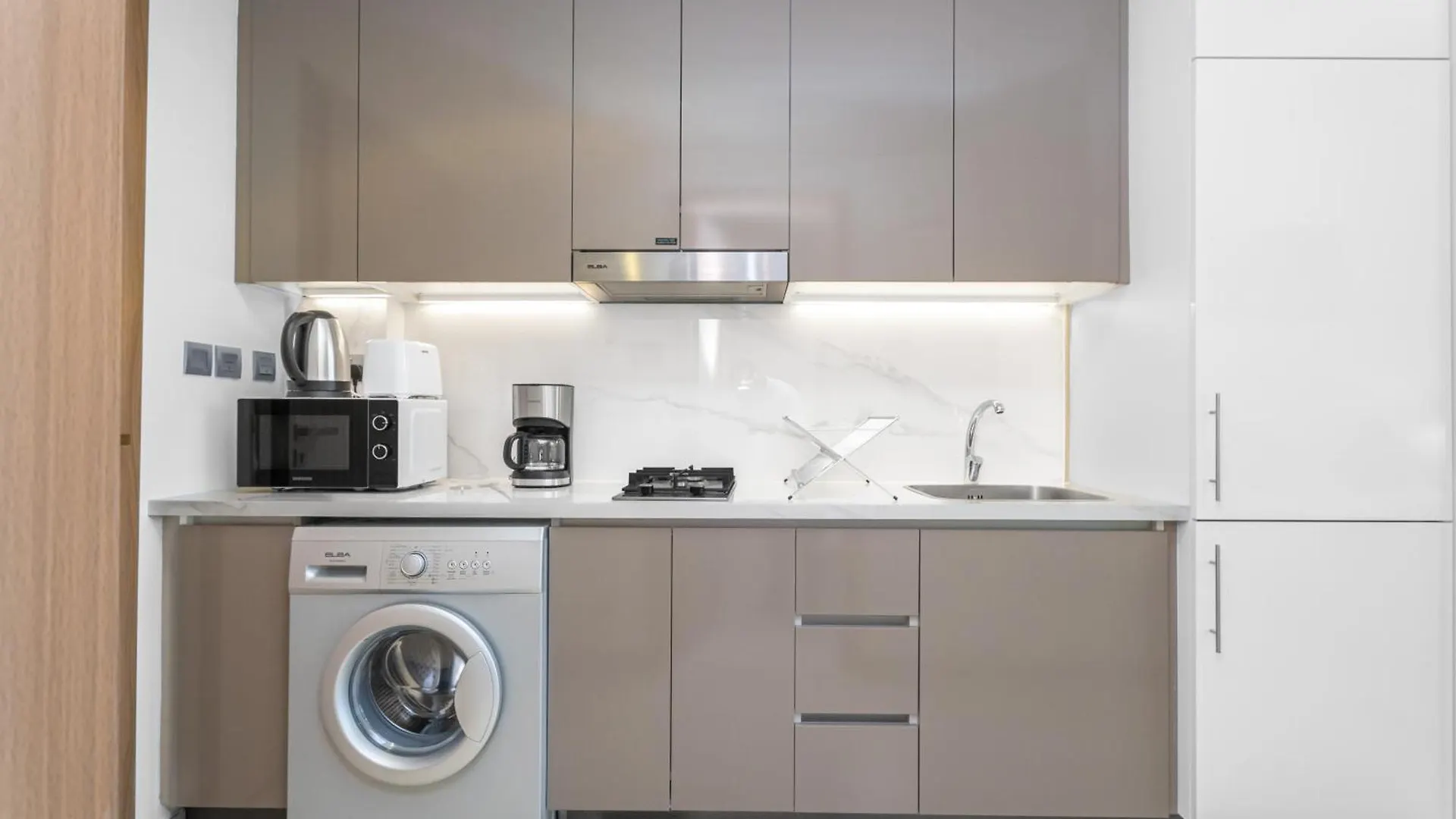 شقة Escape24 Stylish Studio Azizi Riviera 8 Meydan One دبي الإمارات العربية المتحدة