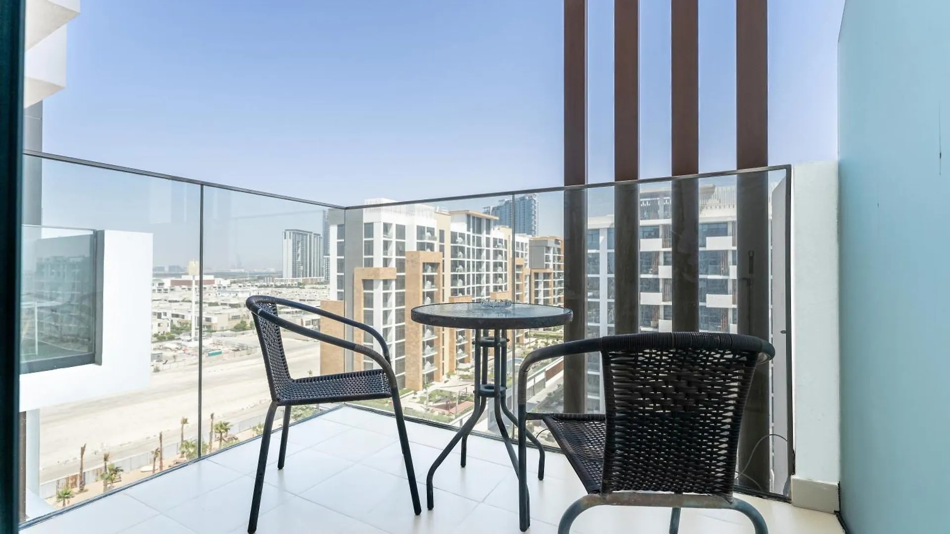 Escape24 Stylish Studio Azizi Riviera 8 Meydan One دبي