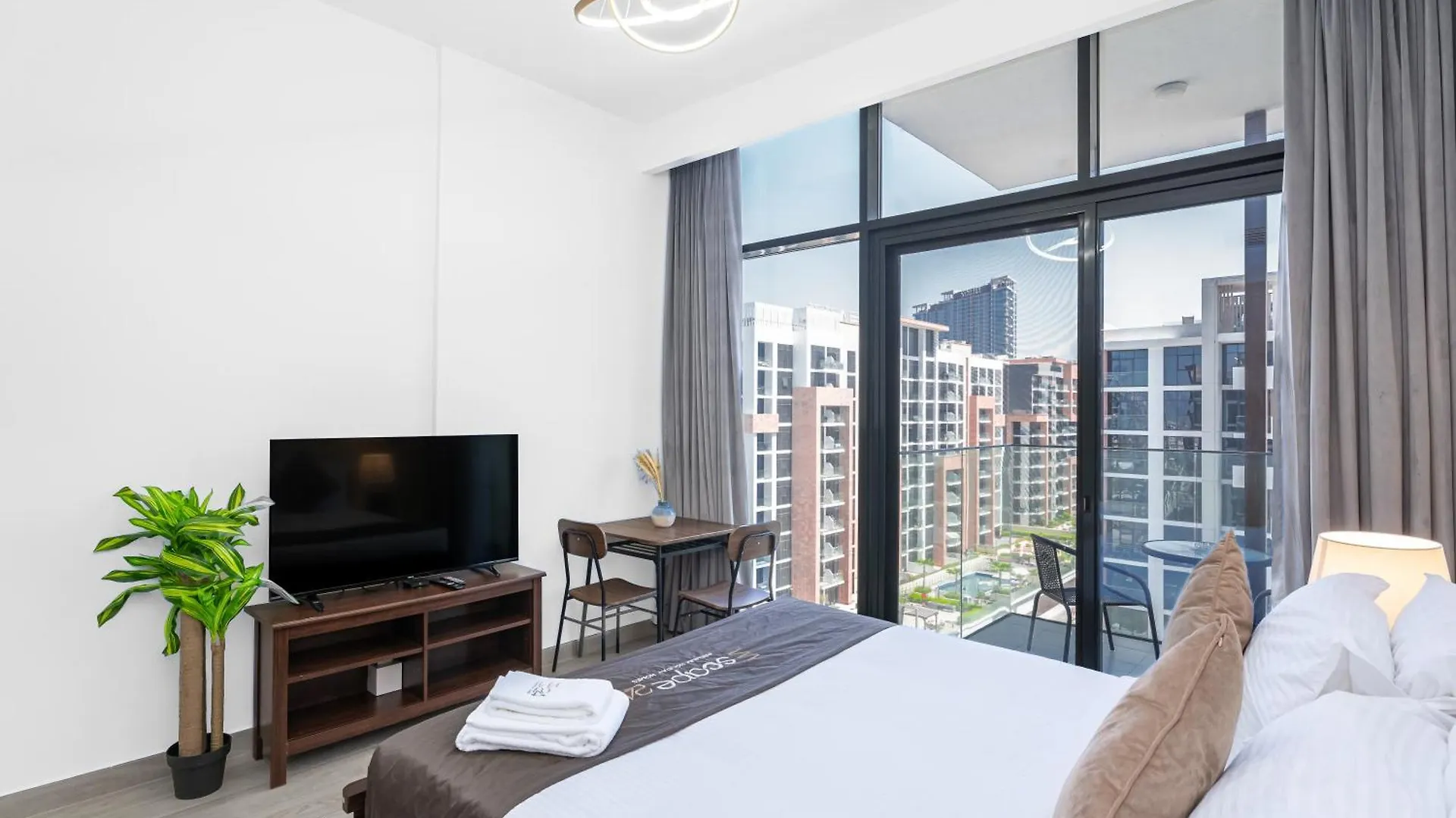 Escape24 Stylish Studio Azizi Riviera 8 Meydan One Dubai 0*,